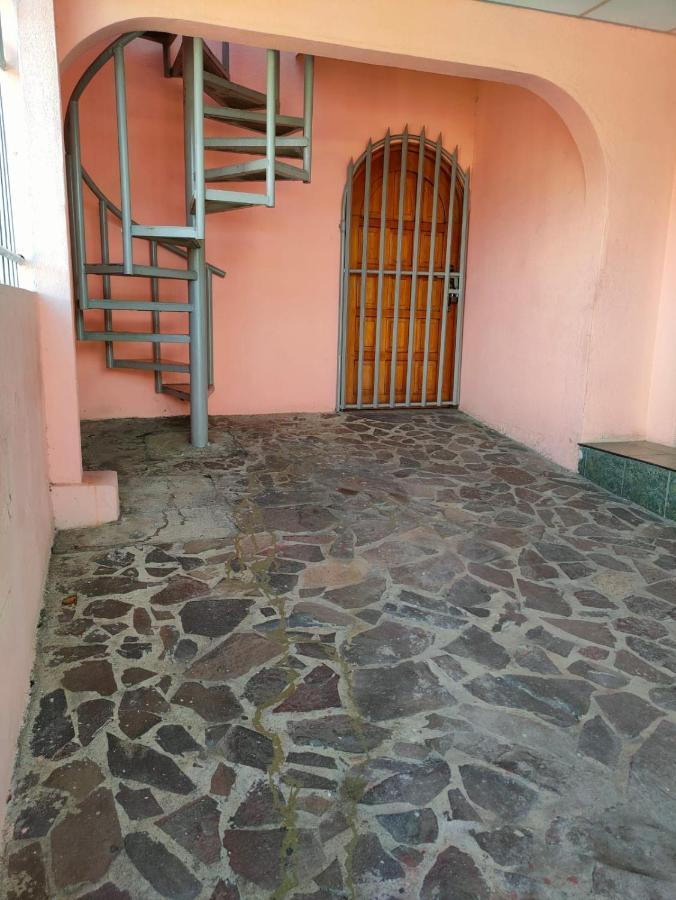 Casa Robles - Room Close To Airport #2 Managua Eksteriør bilde